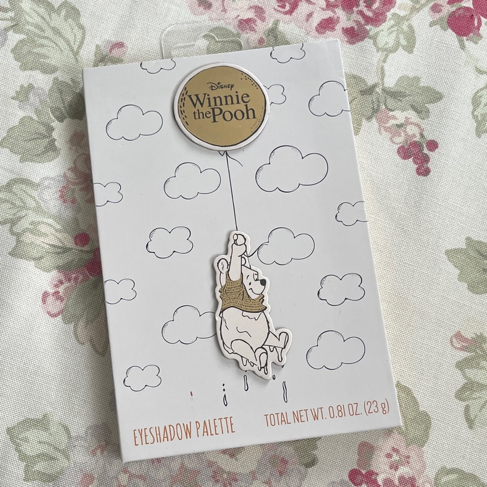 Last chance B4 donating.  NEW! Winnie the Pooh Eyeshadow Palette